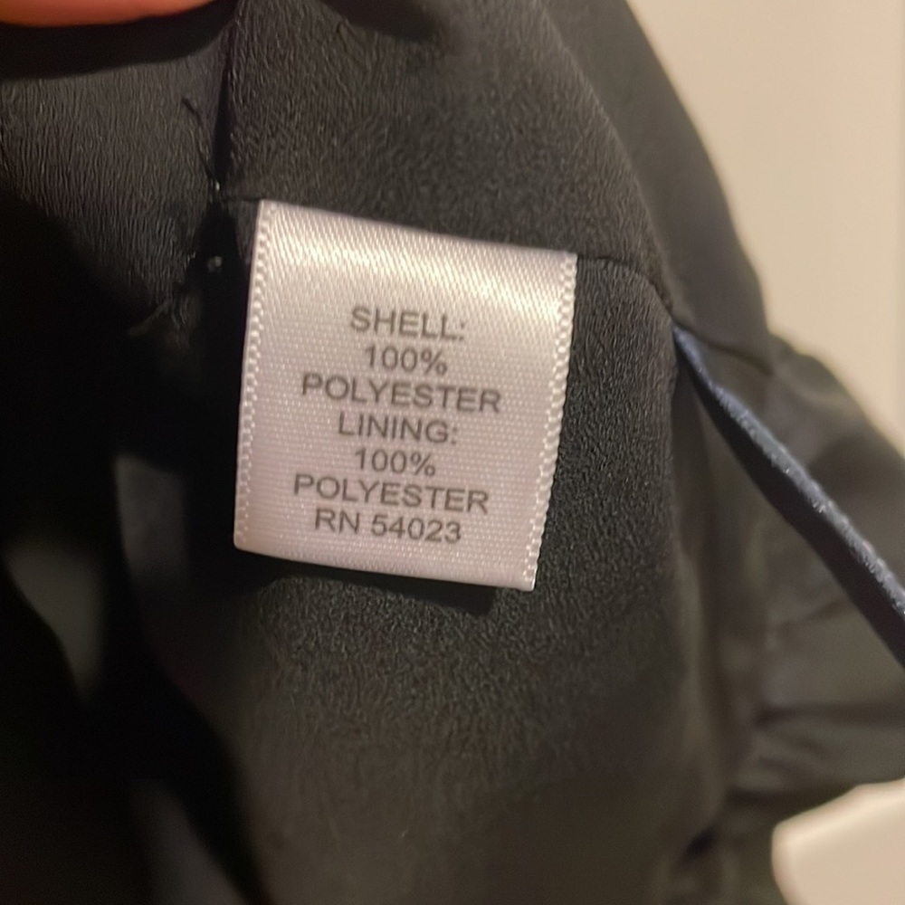 EUC Wonen’s Banana Republic strapless LBD in size 4 - Picture 4 of 7